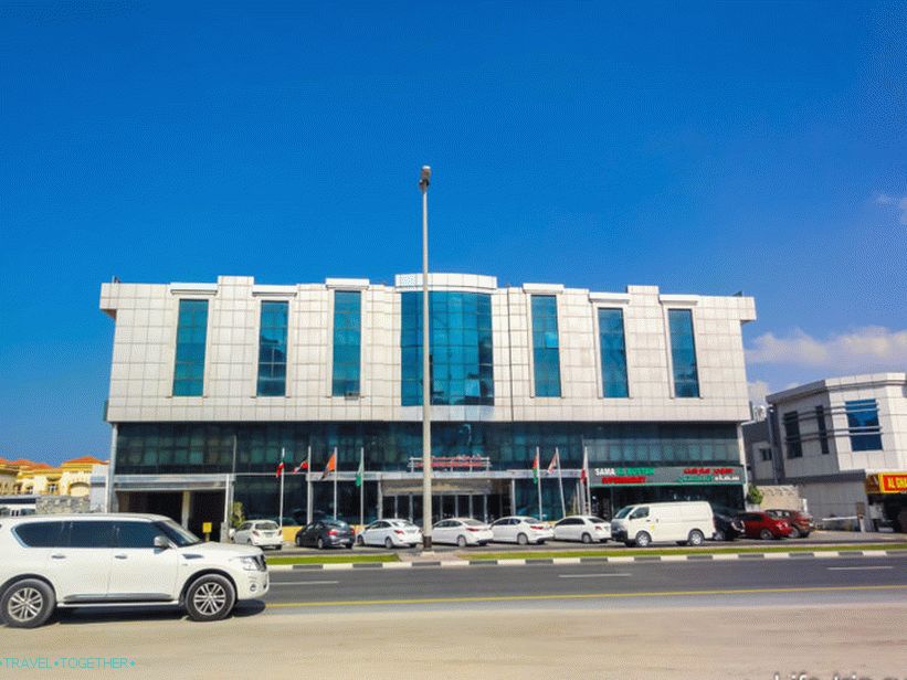 Hotel Al Bustan, samo štiri nadstropja