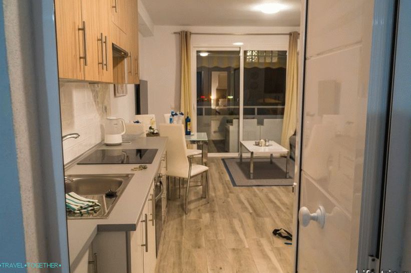 Apartmaji Tenerife v Adeji