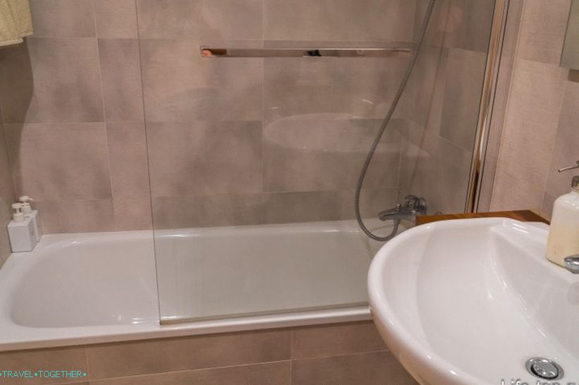 Pregled 5 apartmajev na Tenerifih v Španiji - s pogledom in bazeni