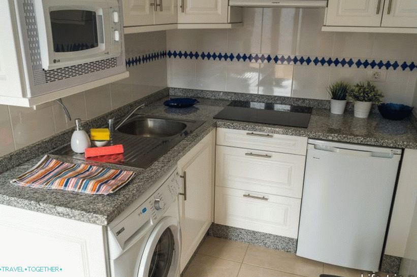 Pregled 5 apartmajev na Tenerifih v Španiji - s pogledom in bazeni