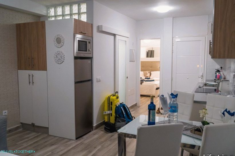 Pregled 5 apartmajev na Tenerifih v Španiji - s pogledom in bazeni