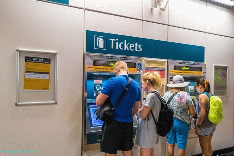 GTM terminal, v katerem lahko polnite katero koli kartico, v njej lahko še vedno kupite redno kartonsko vozovnico