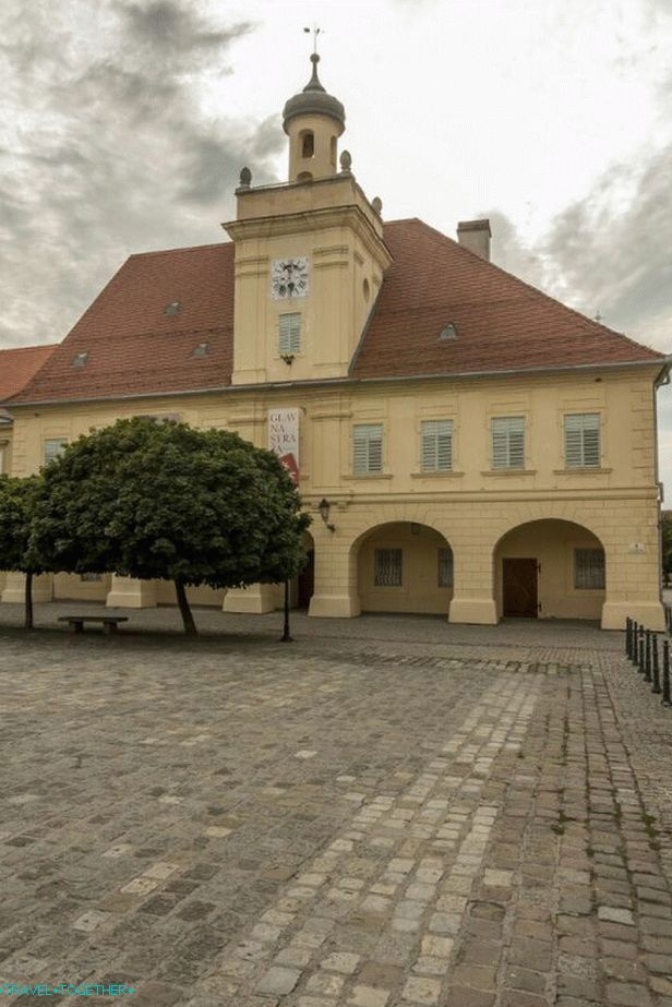 Zgradba glavne straže
