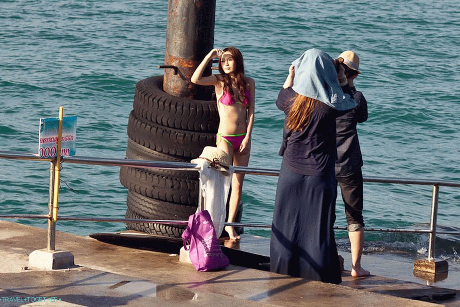 Fotografska seja na pomolu Phuketa