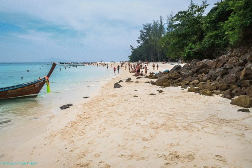 Levi Bambu Beach