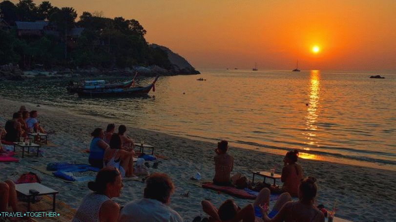 Sončni zahod na plaži Sunset Beach na Koh Lipe