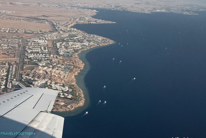 Egipt. Sharm el-Sheikh iz letala.