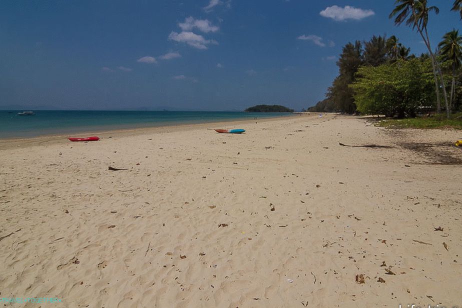 Plaža Klong Muang leva stran, v bližini hotela Sheraton