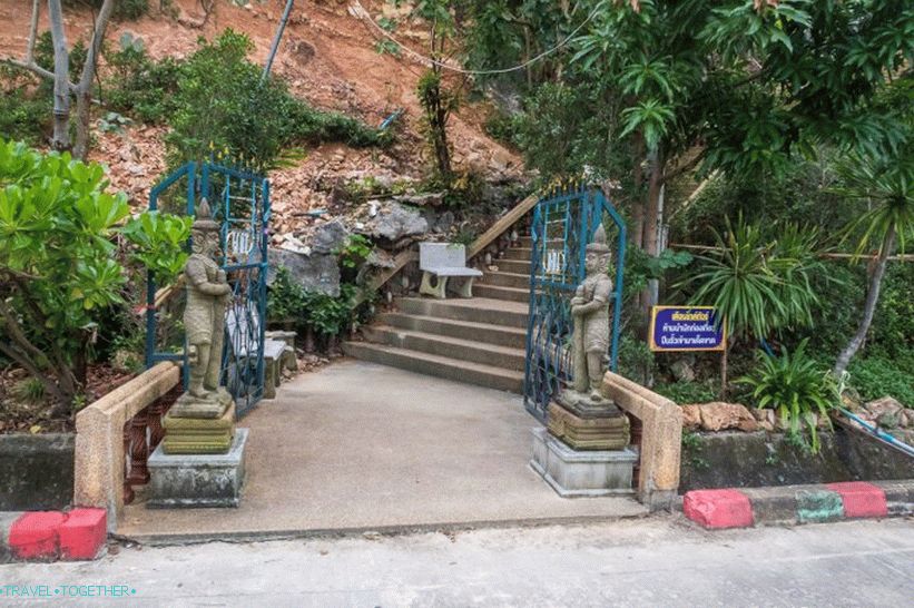 Chawengova pagoda - razgledna točka s 360-stopinjskim pogledom