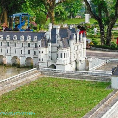 Mini park Siam v Pattayi