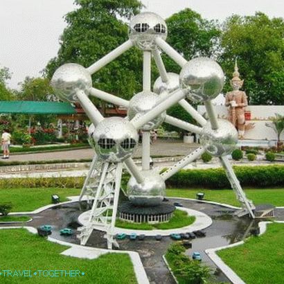 Mini park Siam v Pattayi