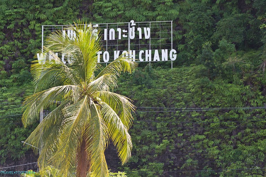 Hollywoodski napis blizu pomola na Koh Changu