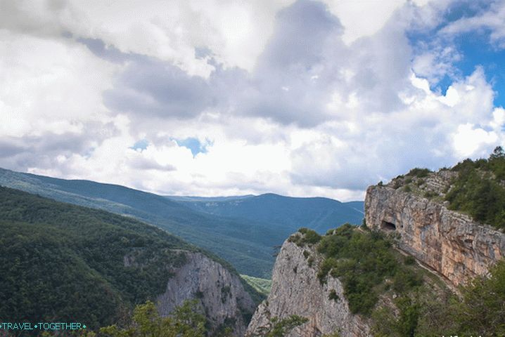 Veliki kanjon Krima in Kravja jama.