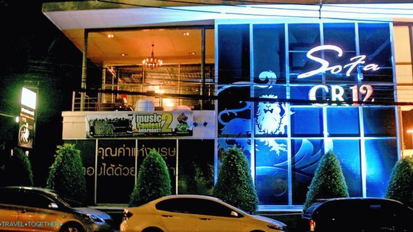 Pub kavč v mestu Phuket