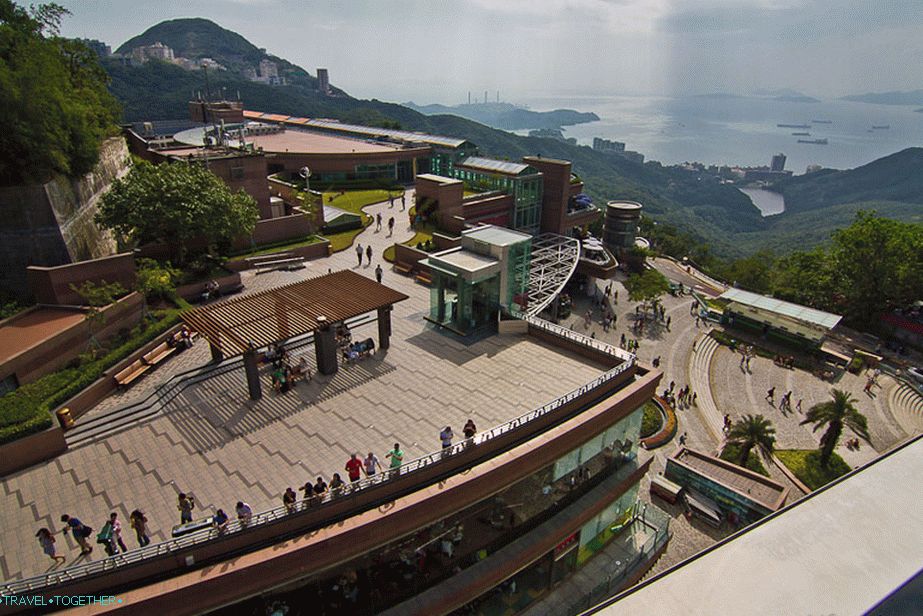 Pogled z razgledne točke na drugi strani otoka Hong Kong - kasneje bom šel dol