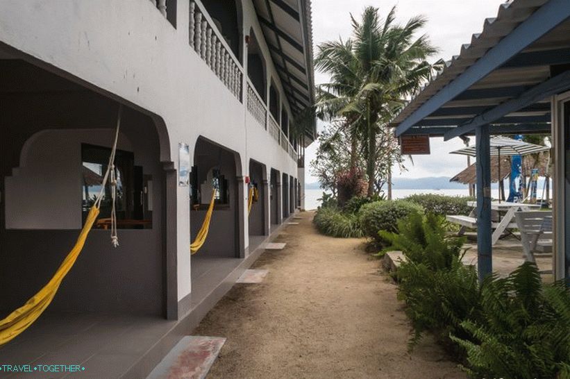 Plaža Ao Ban Thai - sence izginejo opoldne