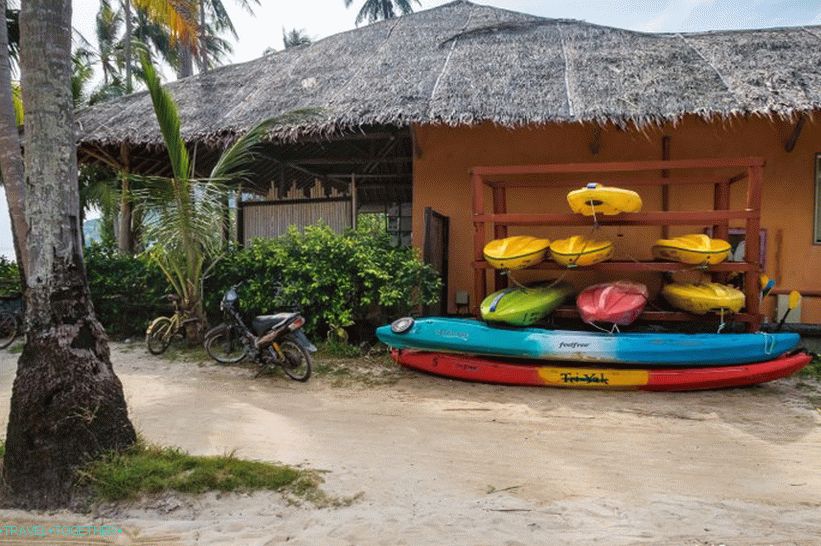 Plaža Lo Ba Kao je najboljša izbira za dolge počitnice na otoku Phi Phi Don