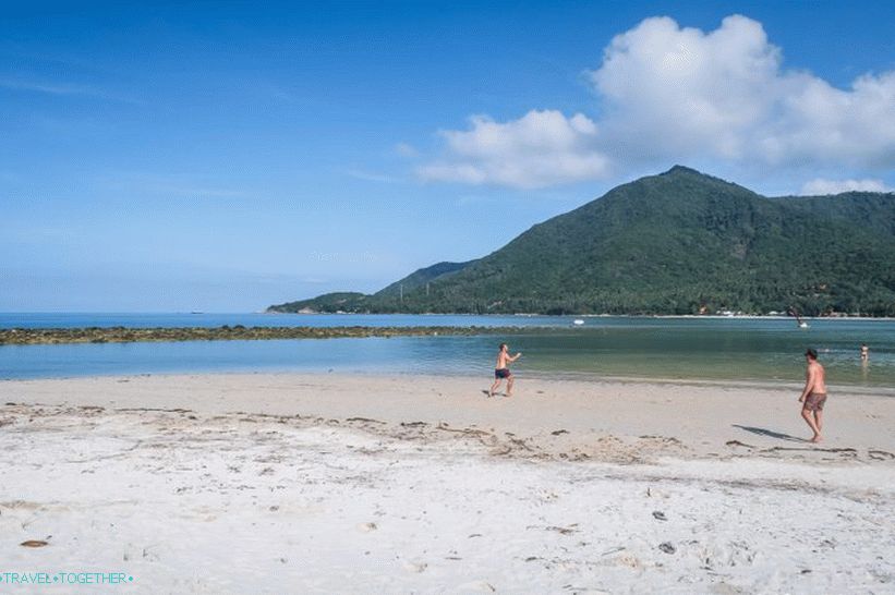 In to je levi konec Malibu plaže.