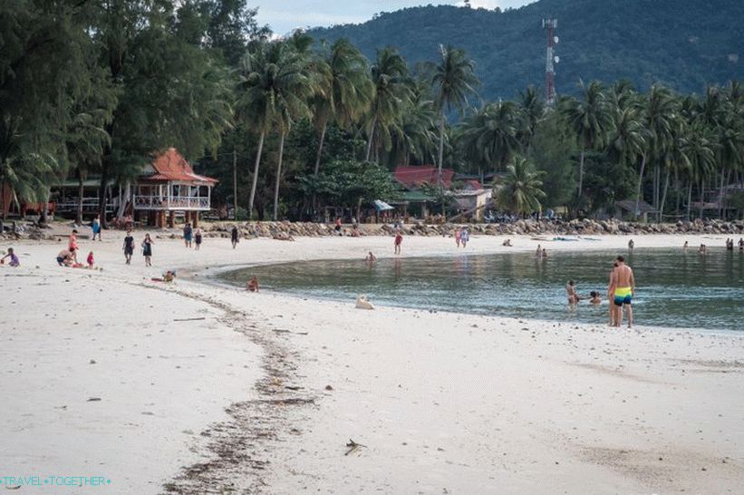 In on - v zoom, je ustrelil ne od samega središča, temveč je šel malo dlje, da zajame celo plažo.