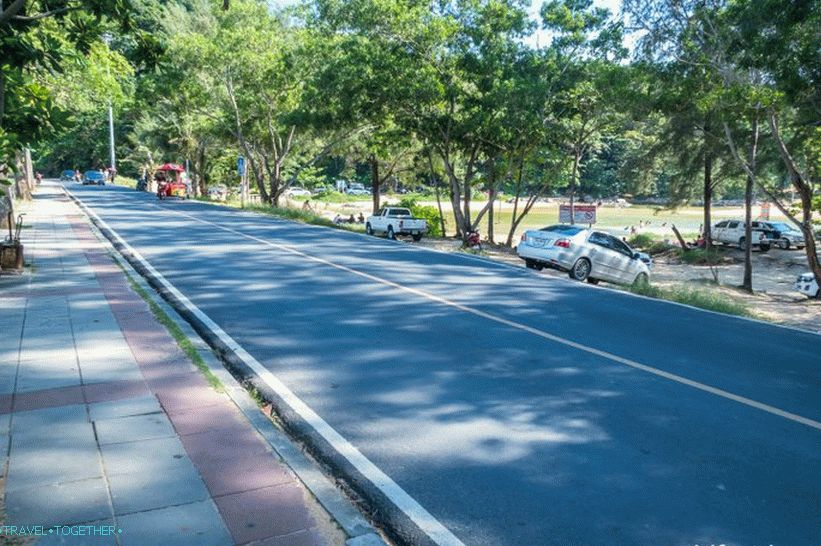 Plaža Nai Harn je ena najboljših v Phuketu