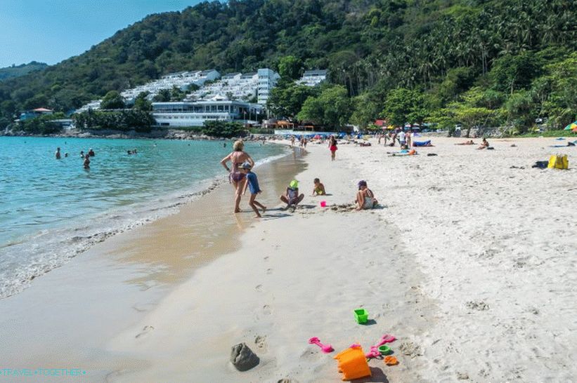 Plaža Nai Harn je ena najboljših v Phuketu