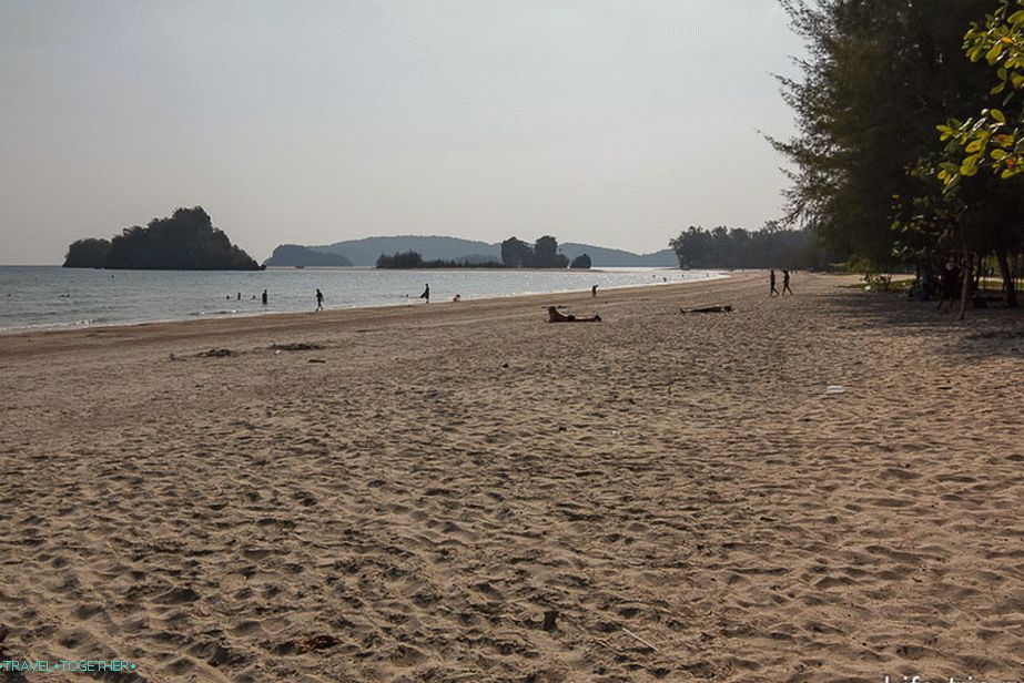 Nopparat Thara Beach v Krabiju - Ao Nangova manj turistična soseda