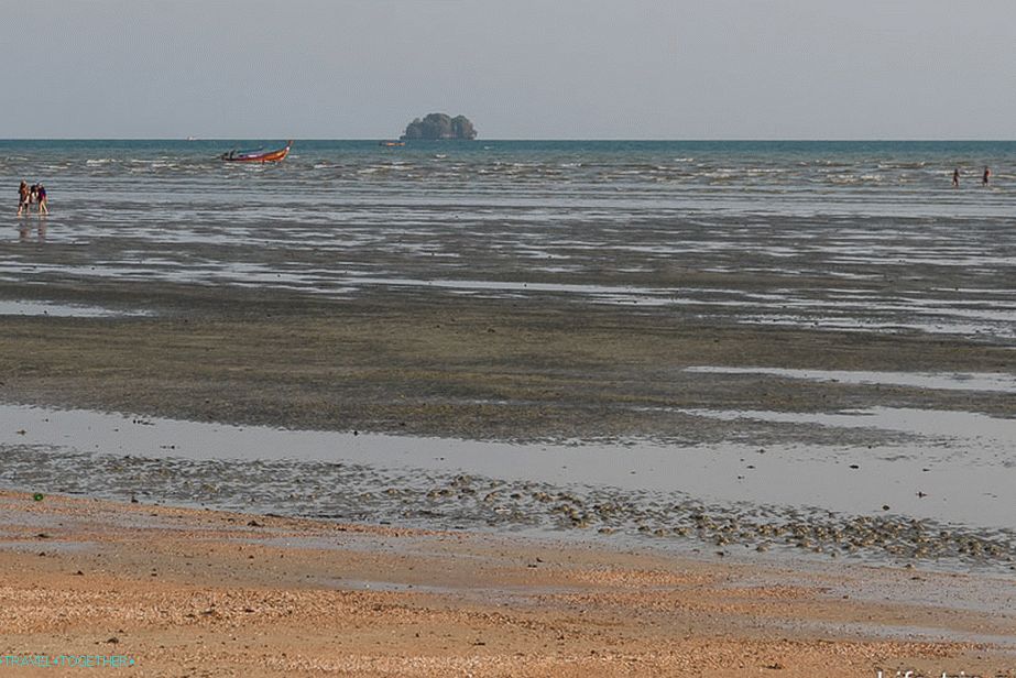 Nopparat Thara Beach v Krabiju - Ao Nangova manj turistična soseda