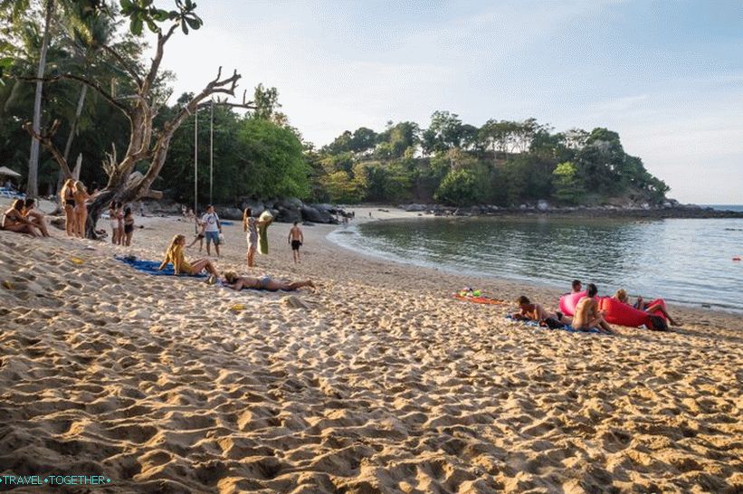 Pogled na Rajsko plažo na desni strani
