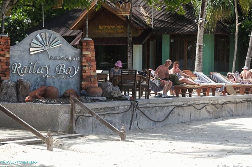 west-railay-beach-08