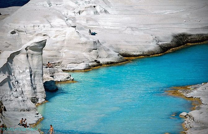 Počitnice na plaži v Grčiji - dotik morja