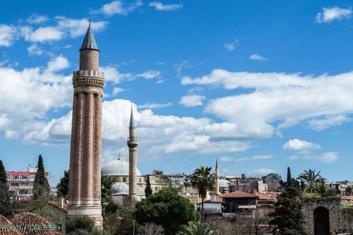 Antalya, Minaret Yivli