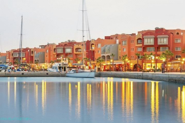 Hurgada, Pier v Hurgadi