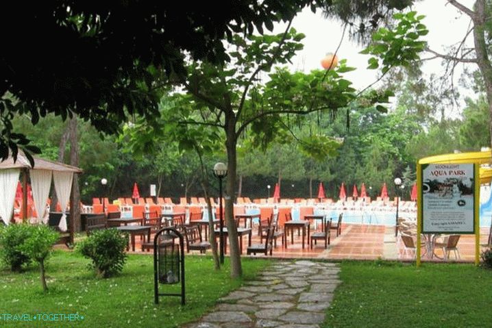 Vreme v Kemerju v juniju - Mesečni park
