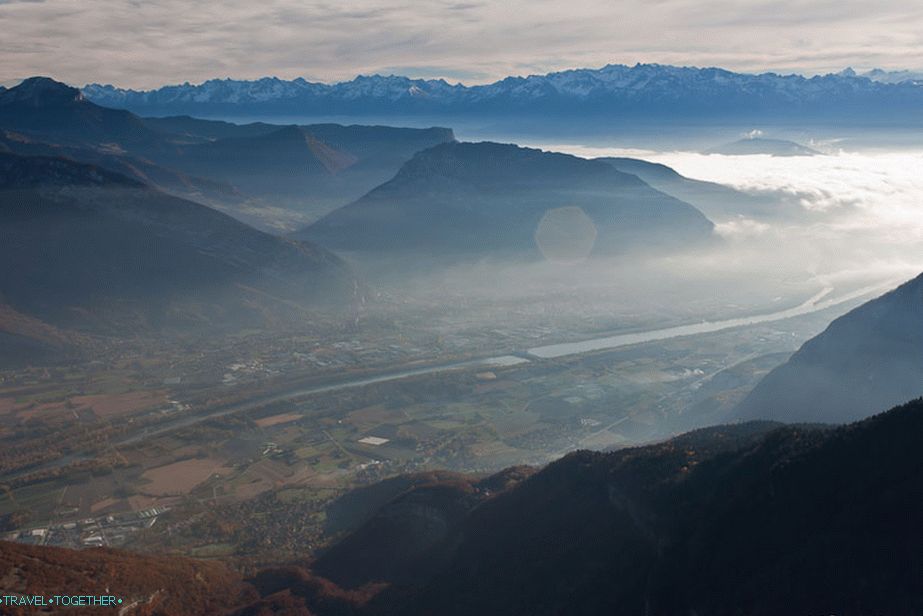 Mesto Grenoble se zbudi