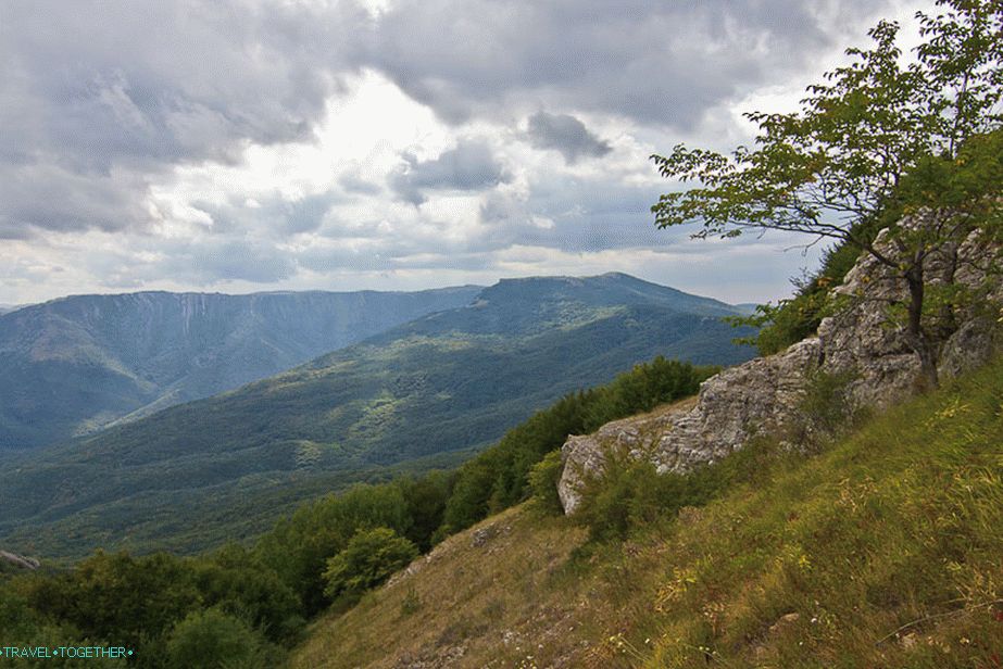 Vzpnemo se na goro Takya-Tepe