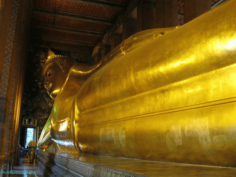 Tempelj zavaljenega Buda v Bangkoku