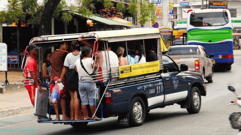 Prihod v Songtao na plažo Jomtien v Pattayi