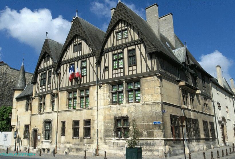 Hôtel le  Vergeur 