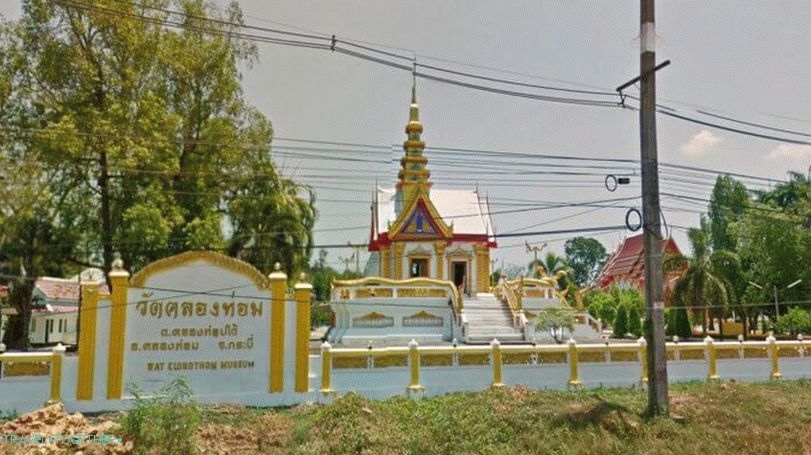 Tempelj Wat Klong Thom v Krabiju