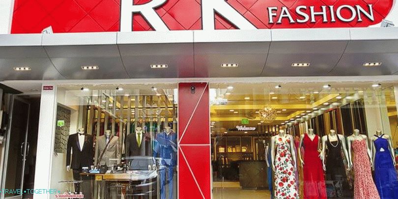 Trgovina s oblačili R. K. Fashions v Phuketu