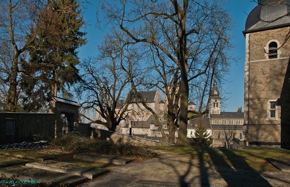 Pokopališče bakrovih mojstrov