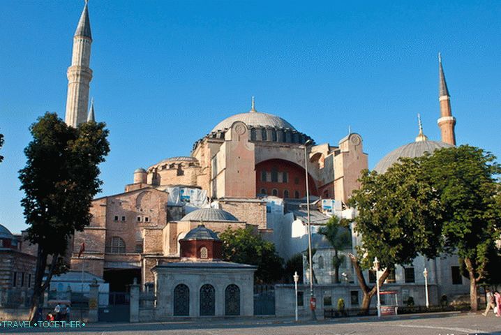 Hagija Sofija (Katedrala sv. Sofije) v Istanbulu.