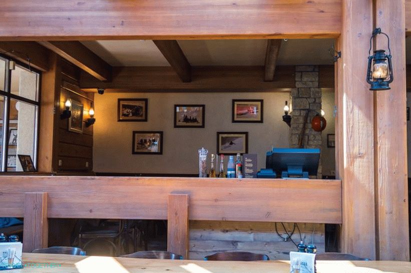 Taverna Trikoni v Krasniy Polyana - 50% popust na happy hour