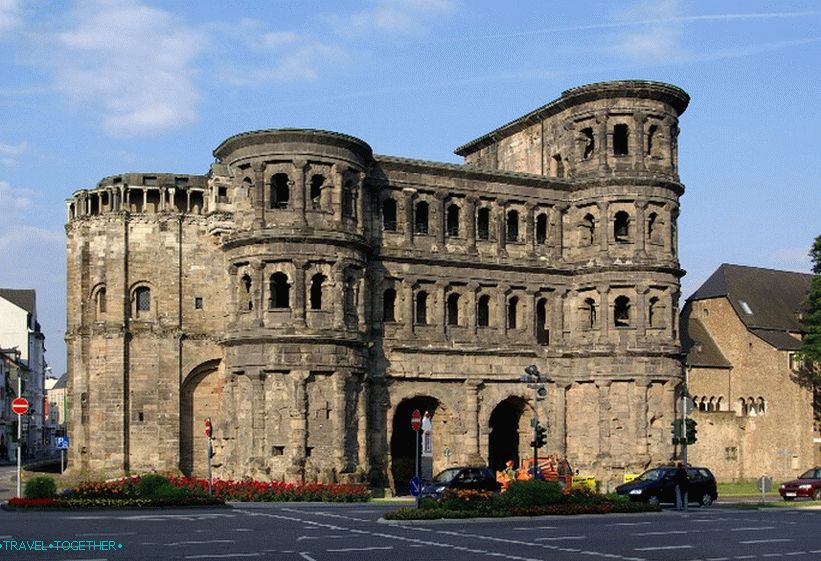 Porta Nigra