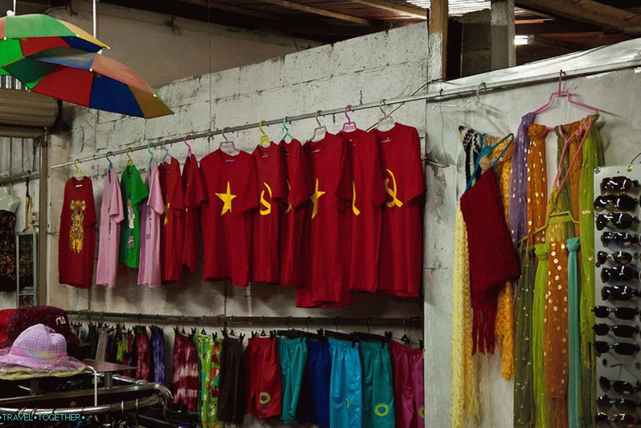 T-majice s komunističnimi simboli