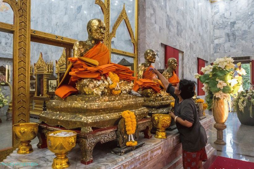 Wat Chalong v Phuketu - najbolj priljubljen tempelj na otoku