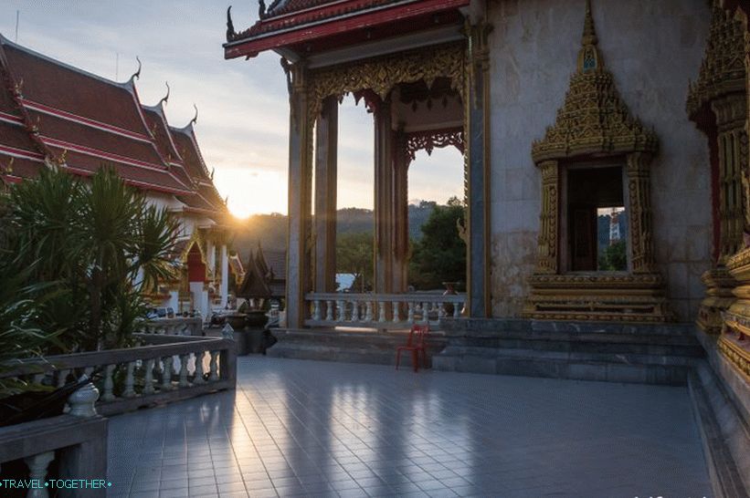 Wat Chalong v Phuketu - najbolj priljubljen tempelj na otoku