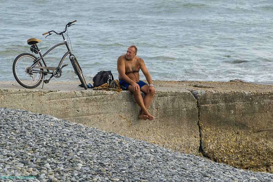 Vožnja s kolesom, plavanje, pohodništvo