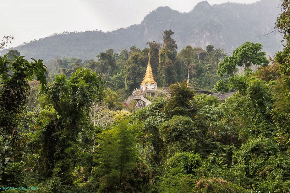 Pravzaprav je tempelj sam Wat Tham Pha Plong