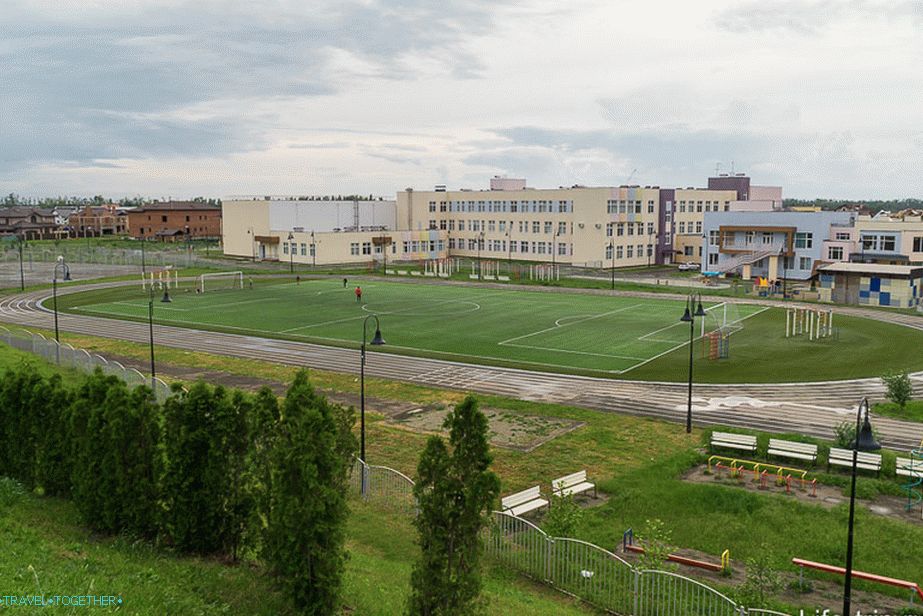 Mestna šola, pogled s hriba